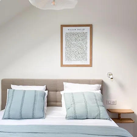La Cour Tellier Guest house *